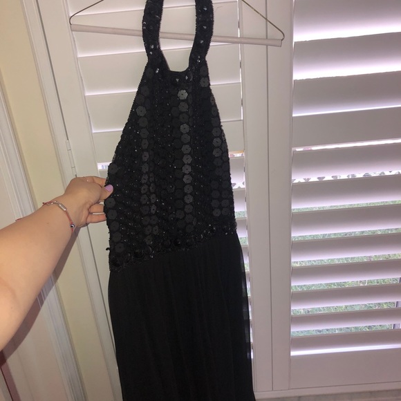 Black sequined prom/ special occasion dress - Picture 5 of 6